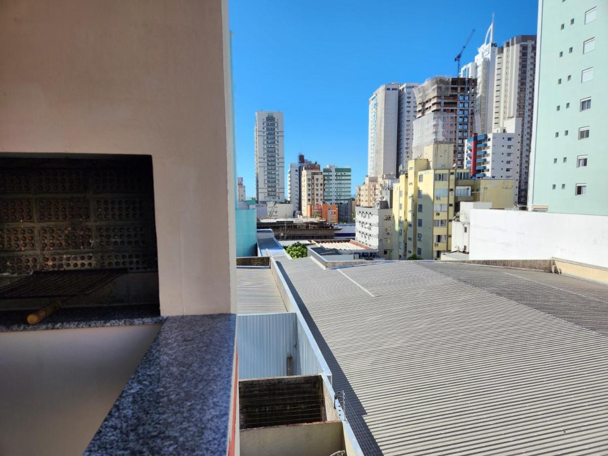 2 Quartos A 200Mts Praia Central, Garagem, Churrasqueira, Wi-Fi 90 Mbps, Pet Friendly Balneario Camboriu Exterior foto