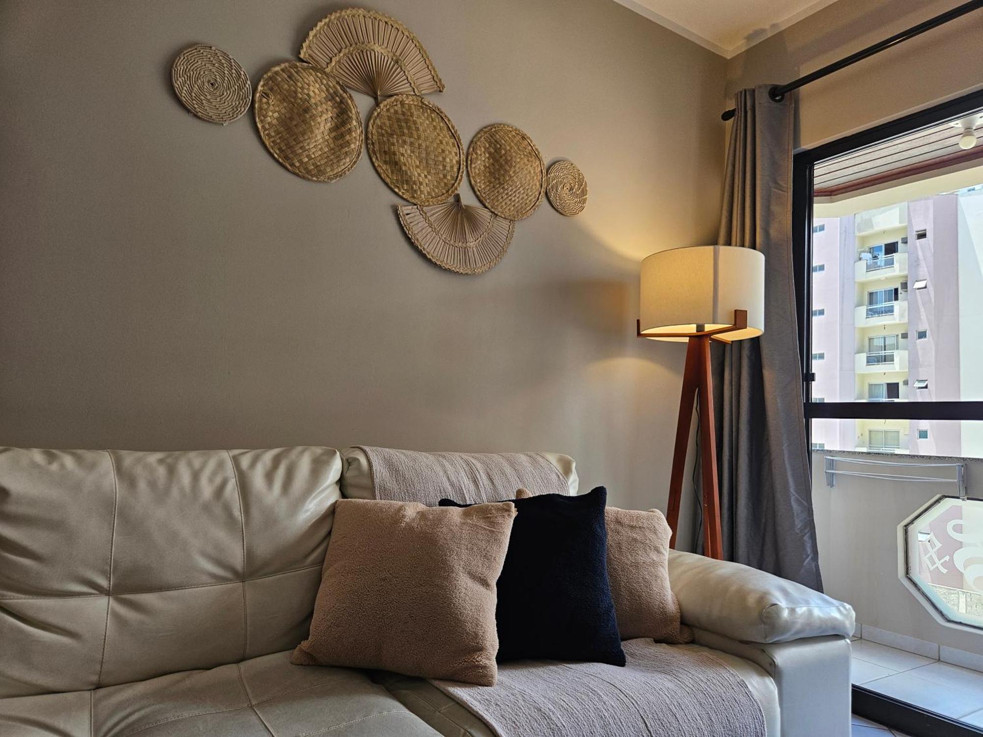 2 Quartos A 200Mts Praia Central, Garagem, Churrasqueira, Wi-Fi 90 Mbps, Pet Friendly Balneario Camboriu Exterior foto