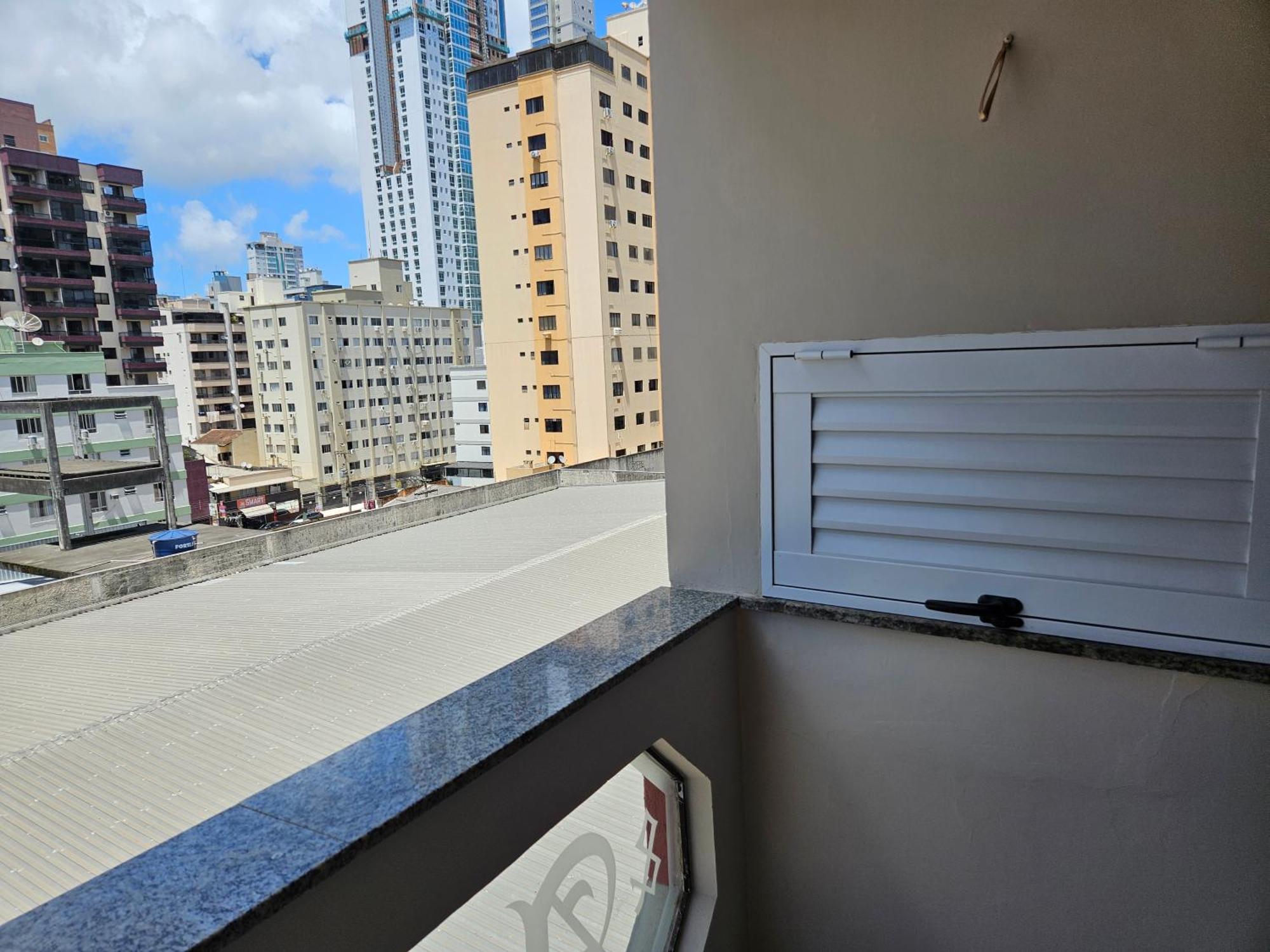 2 Quartos A 200Mts Praia Central, Garagem, Churrasqueira, Wi-Fi 90 Mbps, Pet Friendly Balneario Camboriu Exterior foto