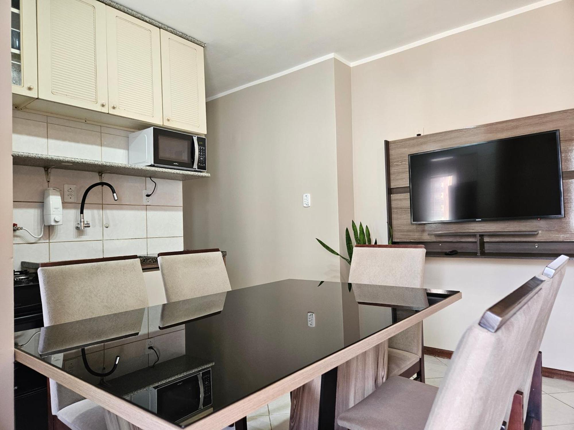 2 Quartos A 200Mts Praia Central, Garagem, Churrasqueira, Wi-Fi 90 Mbps, Pet Friendly Balneario Camboriu Exterior foto