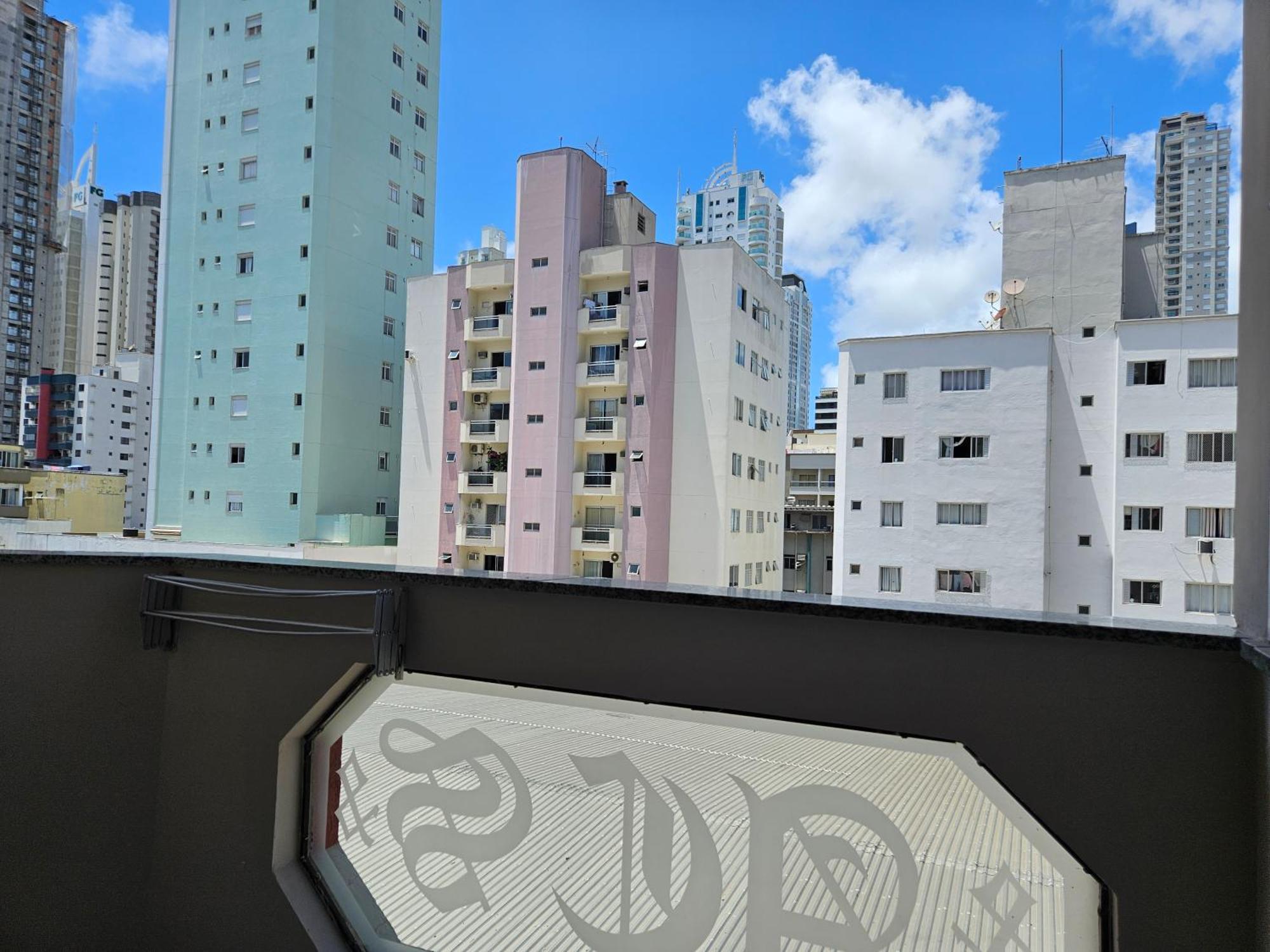 2 Quartos A 200Mts Praia Central, Garagem, Churrasqueira, Wi-Fi 90 Mbps, Pet Friendly Balneario Camboriu Exterior foto