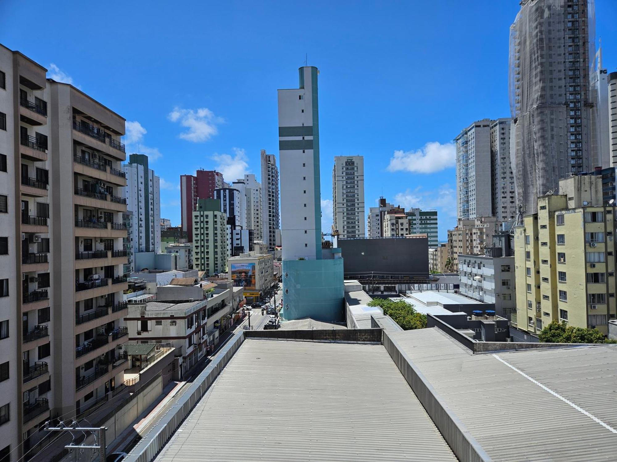 2 Quartos A 200Mts Praia Central, Garagem, Churrasqueira, Wi-Fi 90 Mbps, Pet Friendly Balneario Camboriu Exterior foto