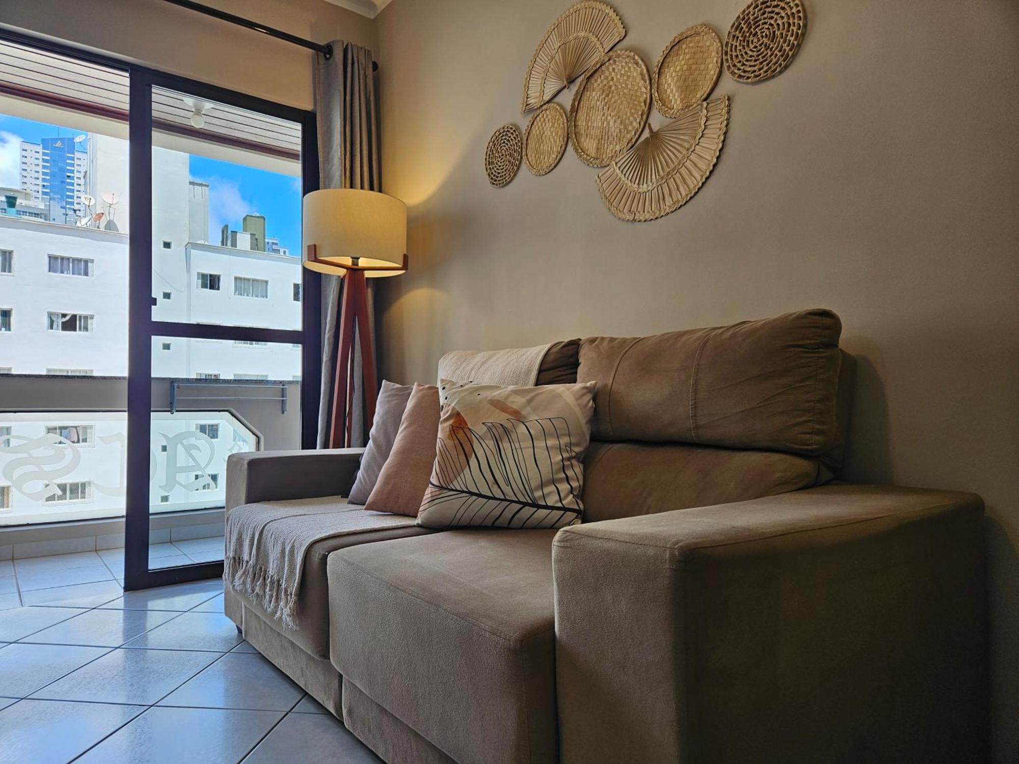 2 Quartos A 200Mts Praia Central, Garagem, Churrasqueira, Wi-Fi 90 Mbps, Pet Friendly Balneario Camboriu Exterior foto